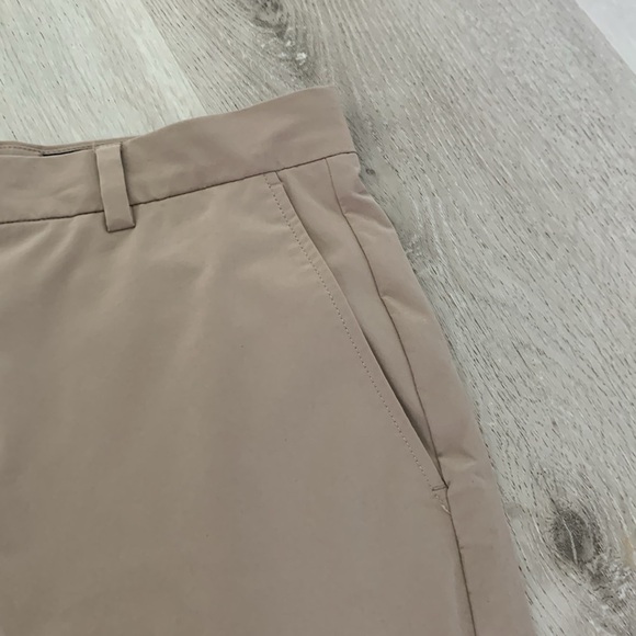 Vineyard Vines Club Performance Mens Khaki Breaker Shorts Size 38‎ - Picture 6 of 9